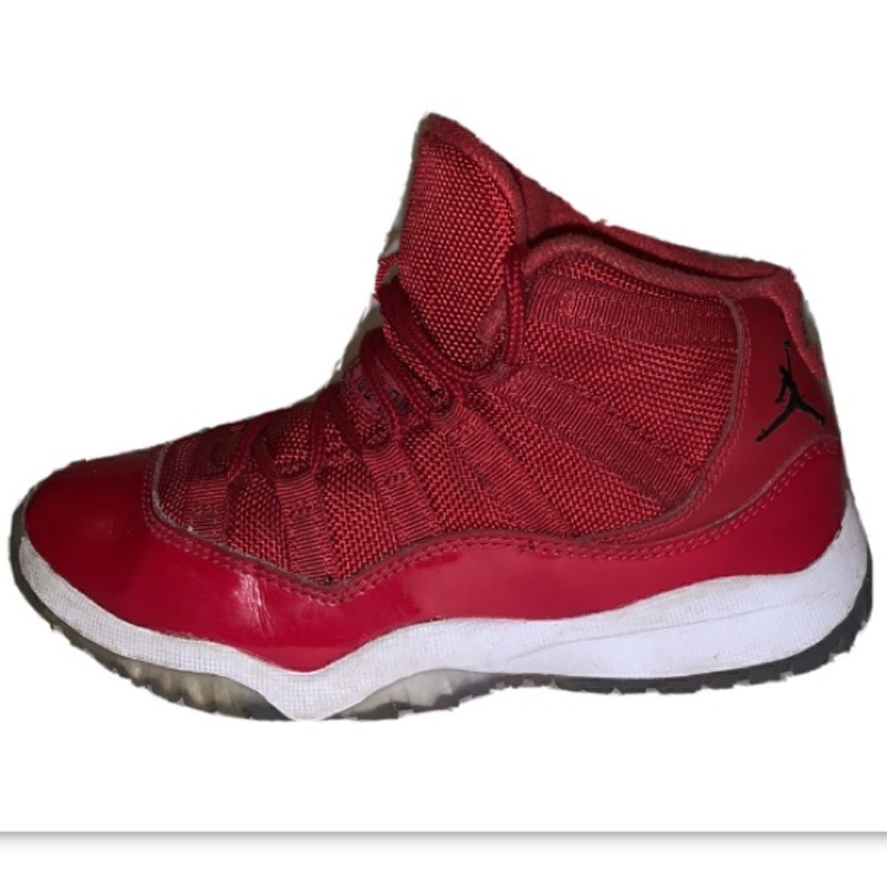 Air Jordan 11 retro Chicago red size 13c